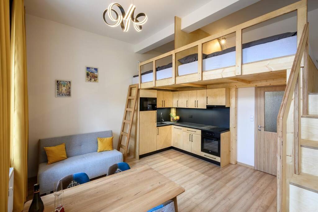 Summertime Studio In Brno-Center, Self Check-In Exterior foto